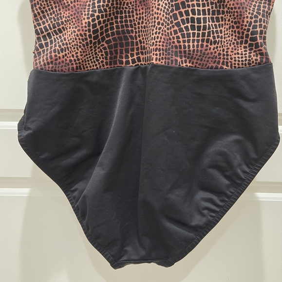 MIRACLESUIT ONE PIECE BATHING SUIT SWIMWEAR BLACK BROWN CHEETAH PRINT WOMEN 12 - Picture 7 of 14